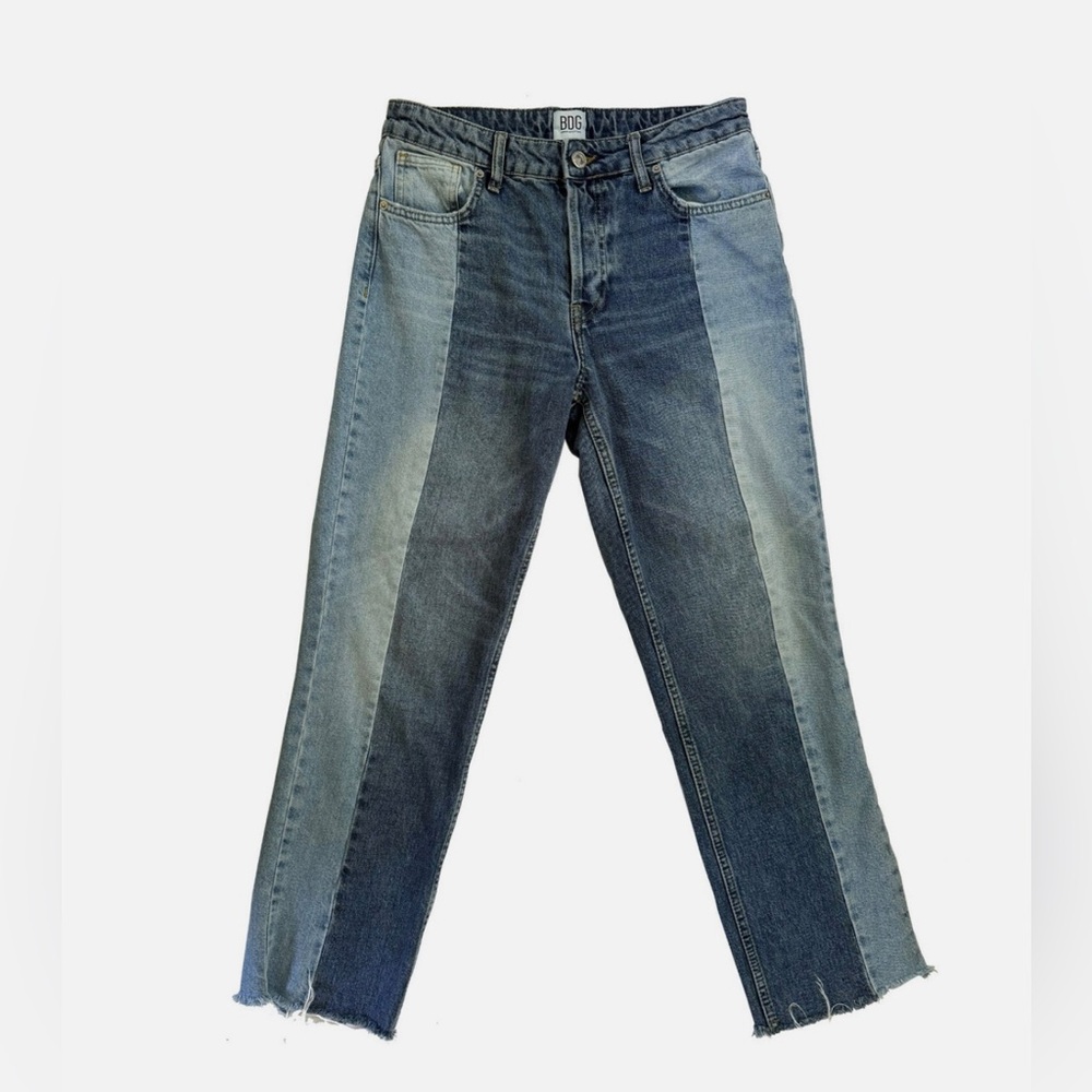 Urban Outfitters BDG Jessye Straight Leg Spliced 2-Tone Wmn’s 28x32 Jeans.